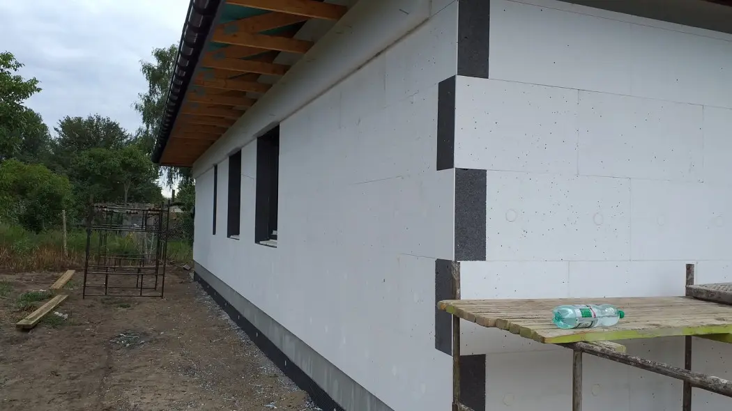 Jaki styropian na elewację? Wybór najlepszego materiału do ocieplenia domu